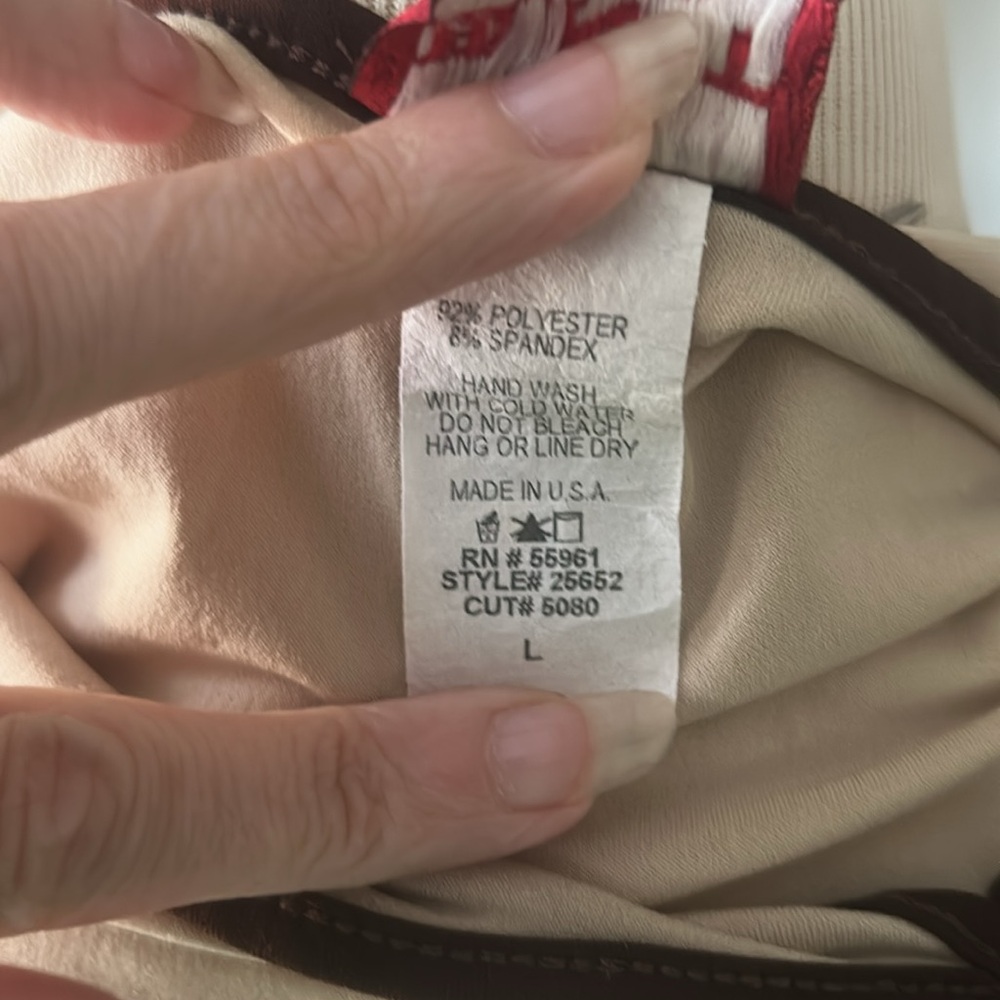 Vintage 2000s Y2K top light tan top with metal hoop embellishment made in USA 🇺🇸 - Picture 7 of 7